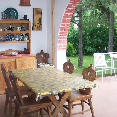 A In Strandnaehe Mit Terrasse Und Grill By Interhome 公寓 Balatonföldvár