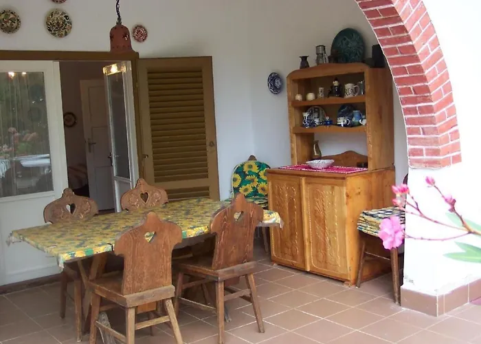 Lejlighed A In Strandnaehe Mit Terrasse Und Grill By Interhome